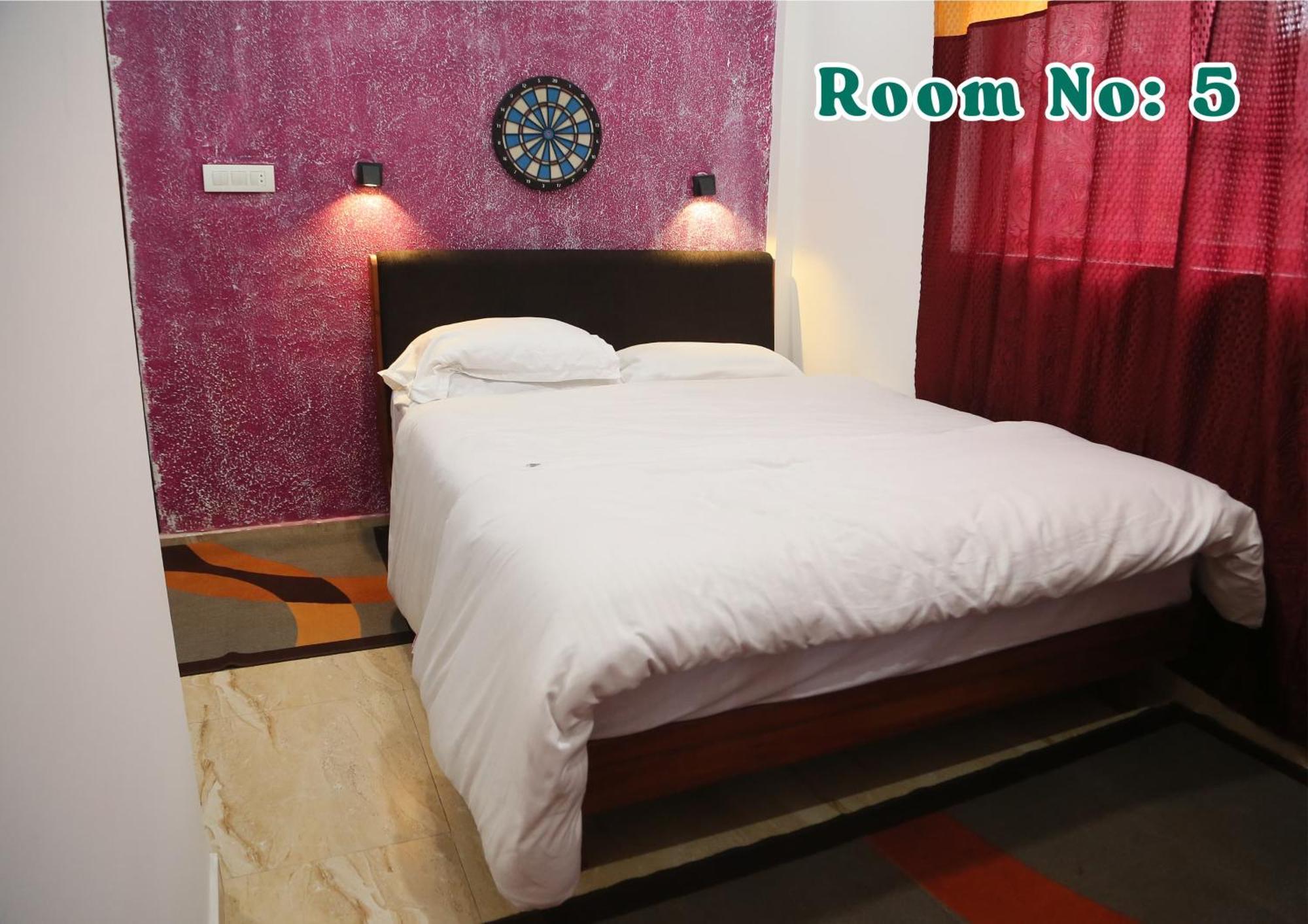ウーティ Joy Eco Woodhouse - 5 Bhk House (Adults Only)ヴィラ エクステリア 写真